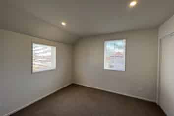 135 Nursery Road, Linwood