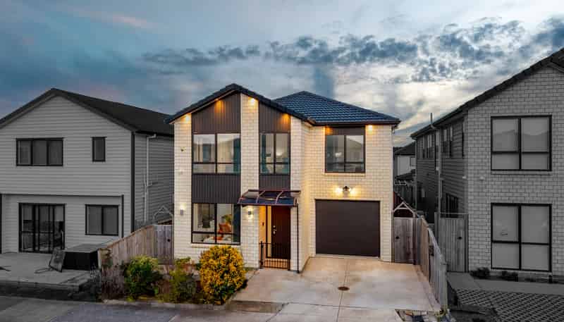 15 Raumaota Road, Flat Bush
