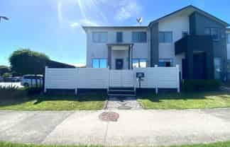 24 Pencaitland Drive, Flat Bush