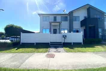 24 Pencaitland Drive, Flat Bush
