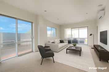 24 Pencaitland Drive, Flat Bush