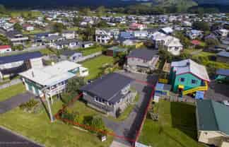 1A  Bruce Street (Upstairs), Whitianga