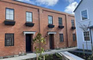 9/25 Bunyan Street, Waltham