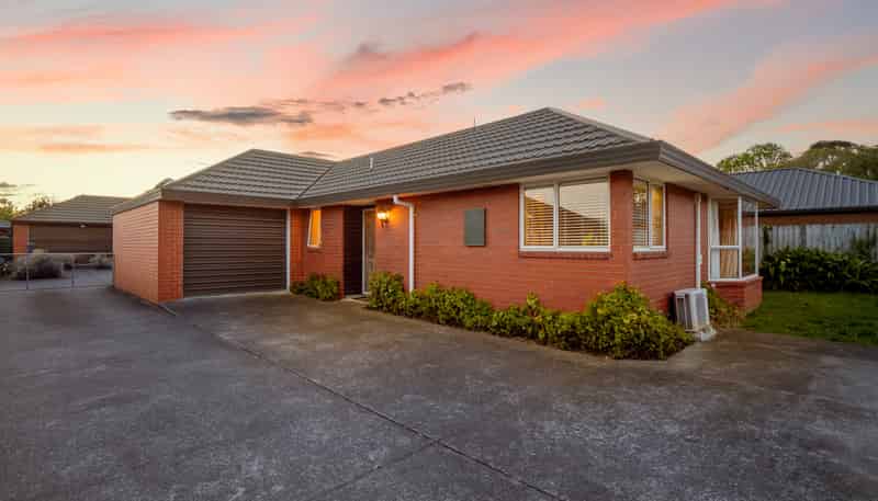 2/43 Torrens Road, Hillmorton