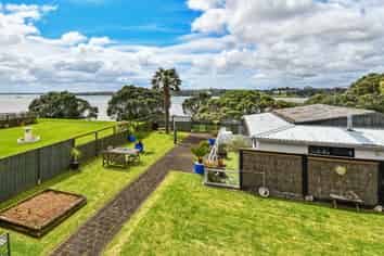 26 Armein Road, Panmure