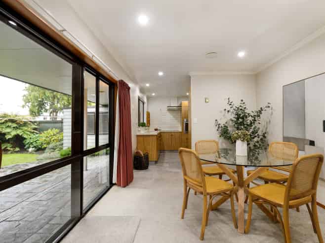 28B Weld Street, Redwoodtown