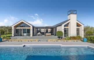 3/104 White Rock Road, Martinborough