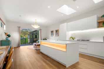 23 Twin Court, Albany