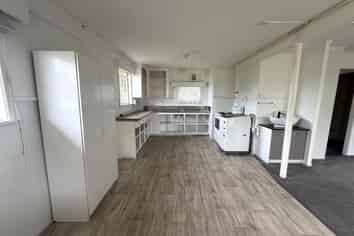 1A  Bruce Street (Downstairs), Whitianga