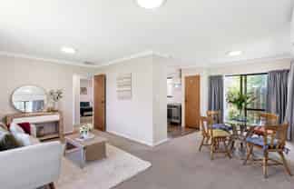 5/4 Stewart Drive, Newlands