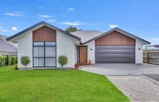 7 Thomas Way, Brightwater