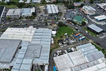 Metalled secured yard | 2,300sqm