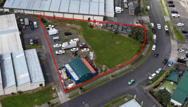 25 Lovegrove, Otara