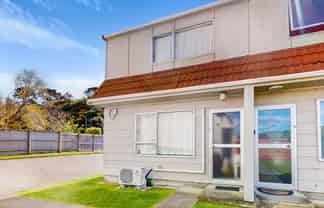 D/31 Pharazyn Street, Melling
