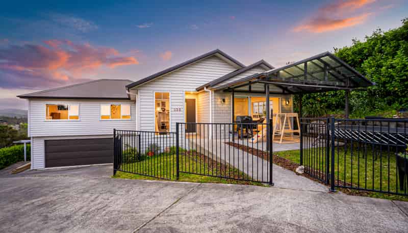 220 Forest Hill Road, Waiatarua