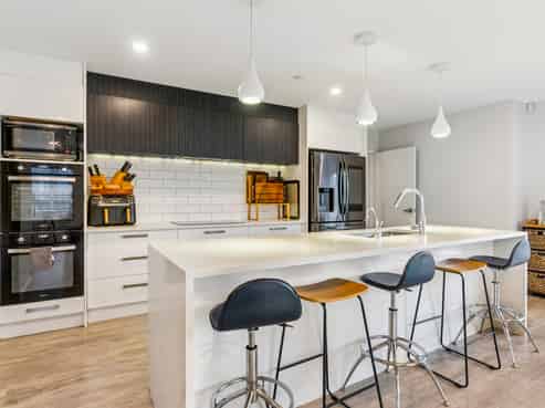 220 Forest Hill Road, Waiatarua