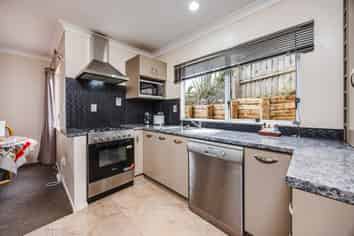 5/24 Blockhouse Bay Road, Avondale