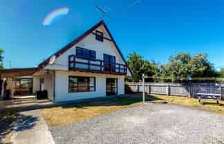 87a Freyberg Street, Lyall Bay