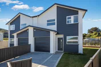 8 Parekareka Lane, Porirua