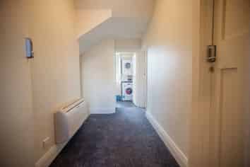 Room 2/35 Heriot Row, Dunedin Central