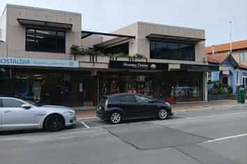 Light filled, Havelock North Office
