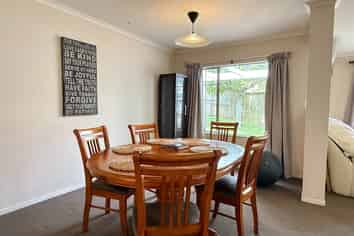 10 Tyburn Lane, Unsworth Heights