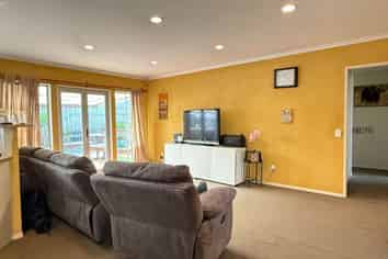 10 Tyburn Lane, Unsworth Heights