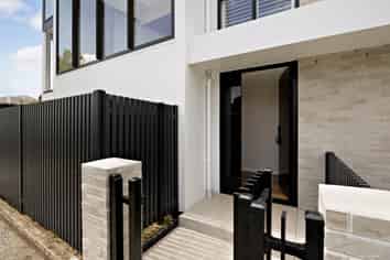 8B Sayegh Street, Saint Heliers