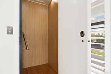 8B Sayegh Street, Saint Heliers