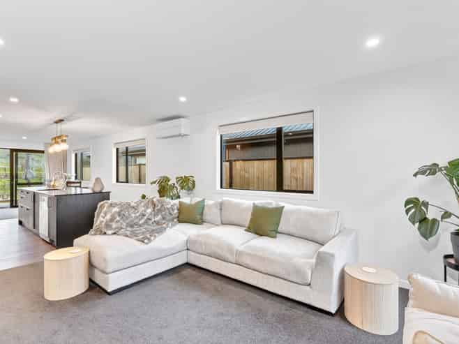 95 Wooing Tree Avenue, Cromwell