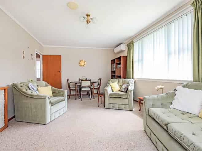 2/34A Te Aute Road, Havelock North
