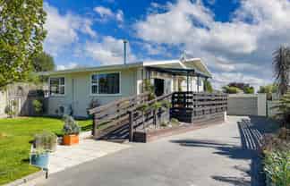 8 Corry Crescent, Witherlea