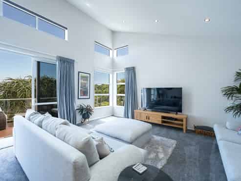 4 Buckingham Court, Britannia Heights