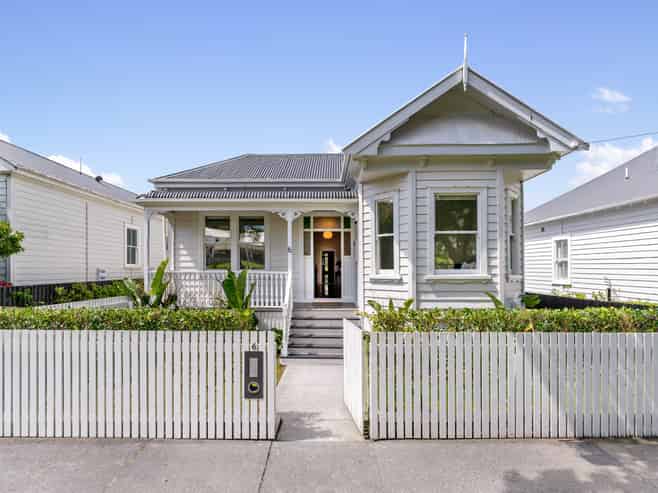 6 Kowhai Street, Mount Eden