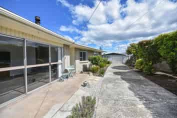 1 Ashton Street, Mosgiel