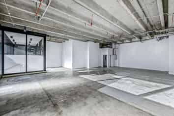 Versatile ground floor office space