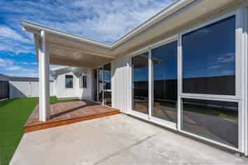 17 Arihi Crescent, Frimley