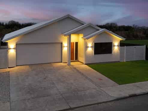 17 Arihi Crescent, Frimley