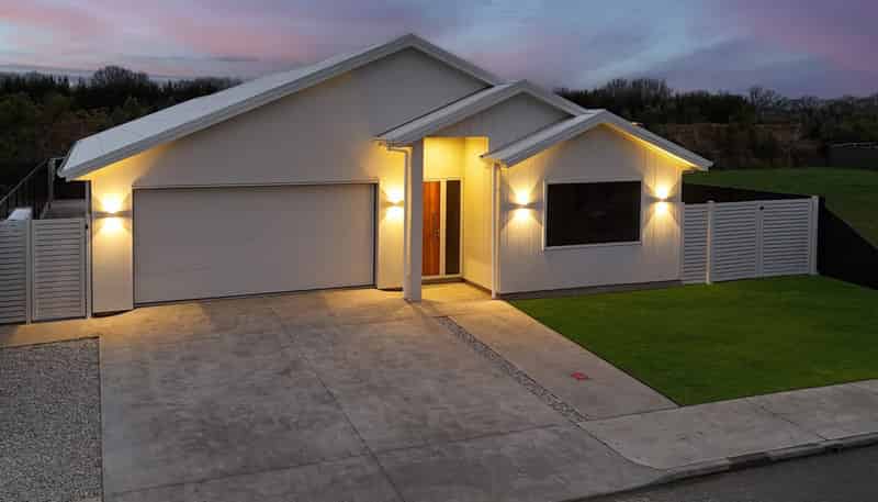 17 Arihi Crescent, Frimley