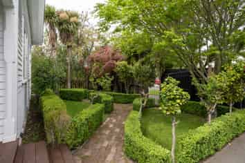 59 Spencer Street, Addington