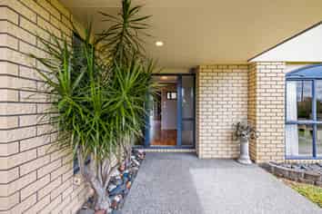 19 Reybert Place, Massey