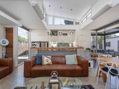 6 Bell Road, Pauanui