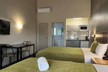 Renovated + Refurbished Airport Motel Opportunity