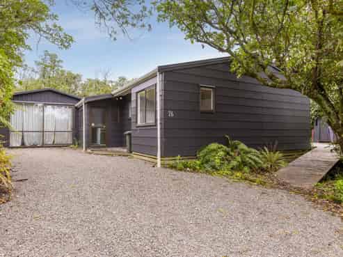 26 Taringa Avenue, Kuratau