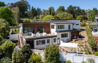 64 Durham Drive, Havelock North