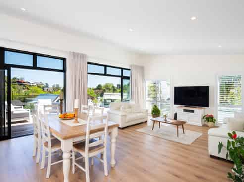 64 Durham Drive, Havelock North