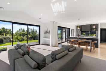 13 Lancewood Terrace, Oceanview