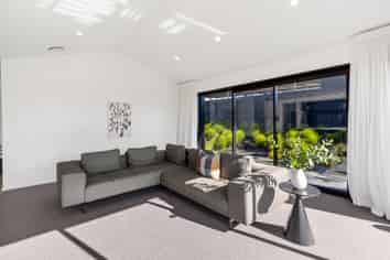13 Lancewood Terrace, Oceanview