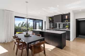 13 Lancewood Terrace, Oceanview