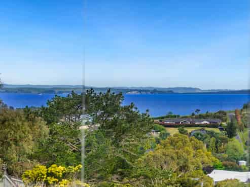 4 Clayden Drive, Gulf Harbour